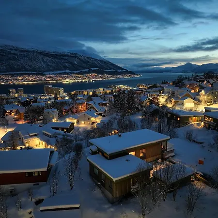The Arctic Panorama With Outdoor Jacuzzi *