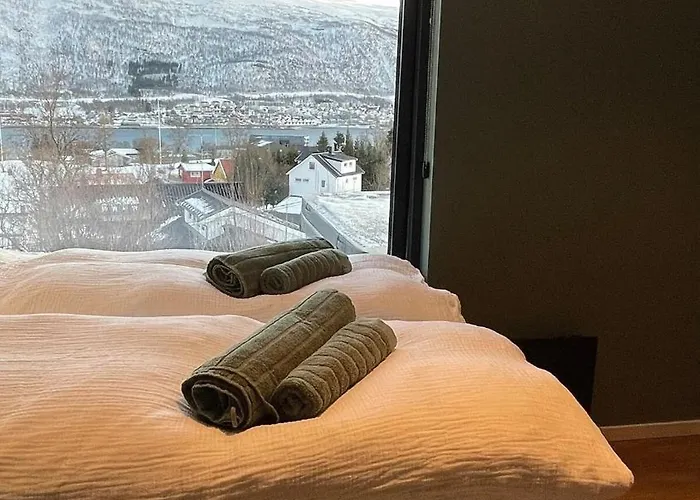 The Arctic Panorama With Outdoor Jacuzzi *